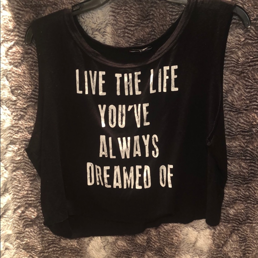 Crop top